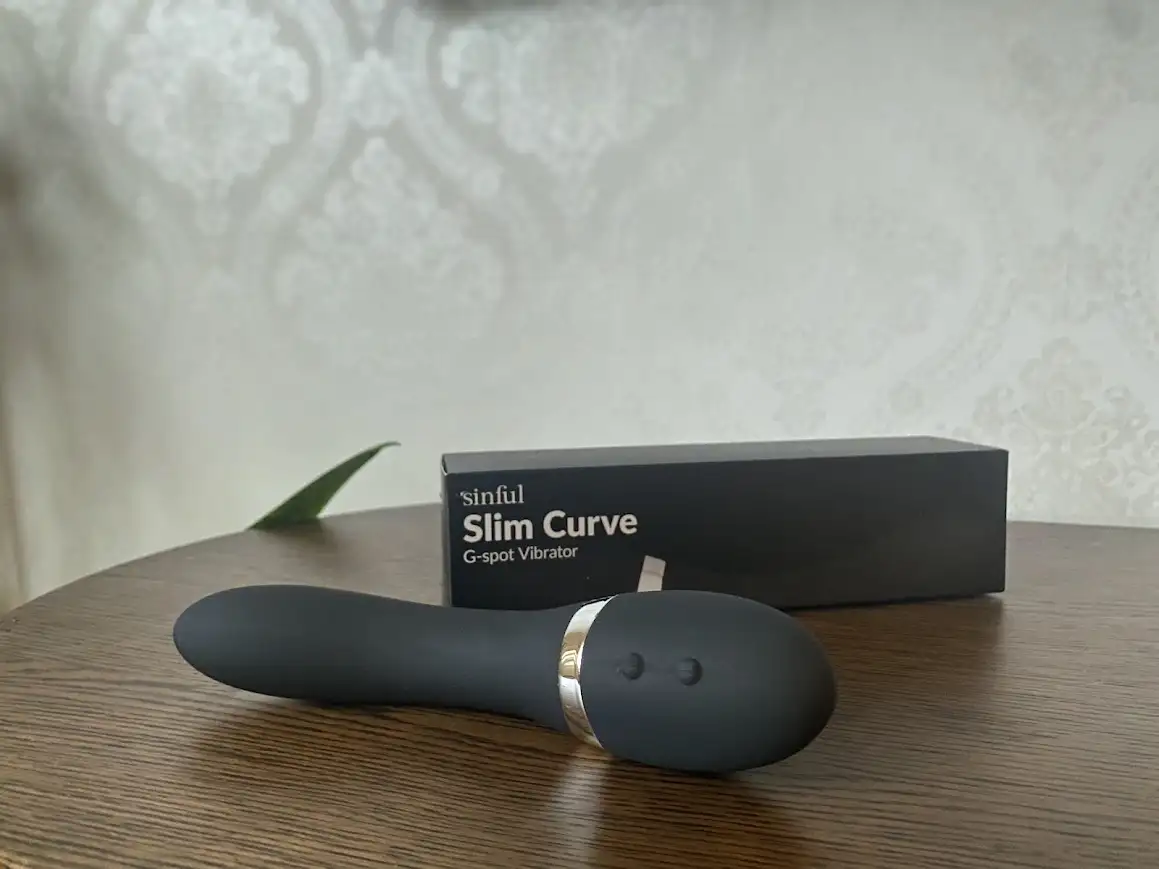 Recension: Sinful Slim Curve G-Punktsvibrator – stilren men blygsam